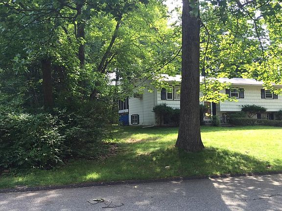 2nd image of 55 Laura Dr