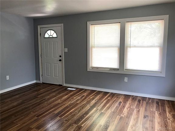 4th image of 9590 Williams Dr