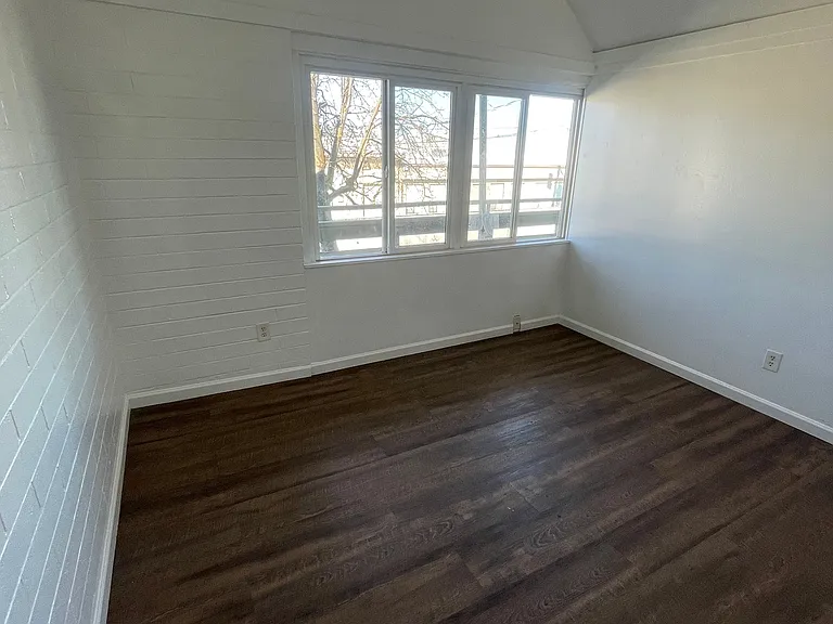 The Highlakes Apartments — Photo 15