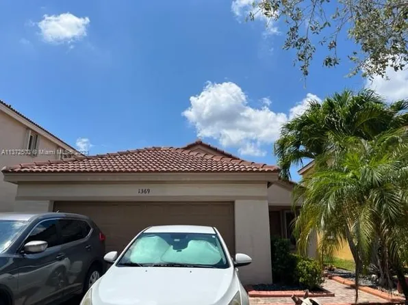 1369 Majesty Ter, Weston, FL 33327