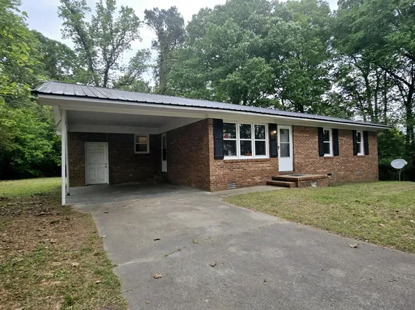 422 Community Road, Warsaw, NC 28398