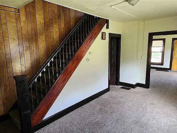 2nd image of 1237-1239 Wisconsin Blvd