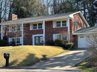 130 Dawn Ree Dr, Wheeling, WV 26003