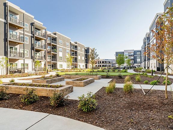 5th image of 1500 Laurel Crossing Pkwy #406