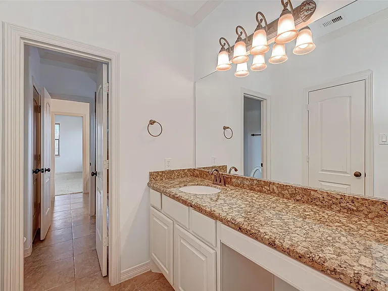 3218 Westridge St — Photo 34
