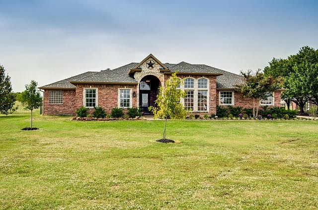 1st image of 709 Rock Hill Dr