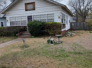 514 N Broadway St, Checotah, OK 74426