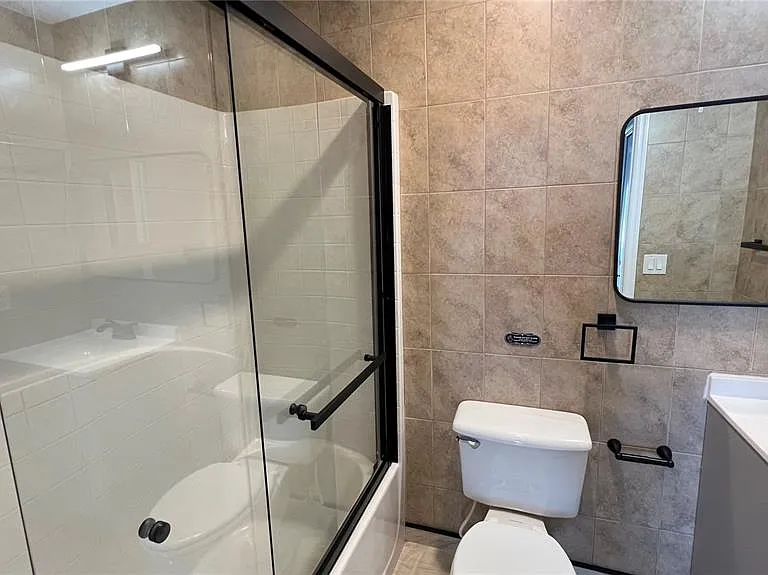 485 Martigues Dr — Photo 27