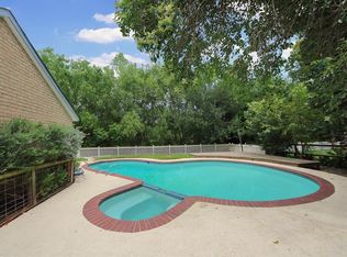 7814 Antoine Dr, Houston, TX 77088