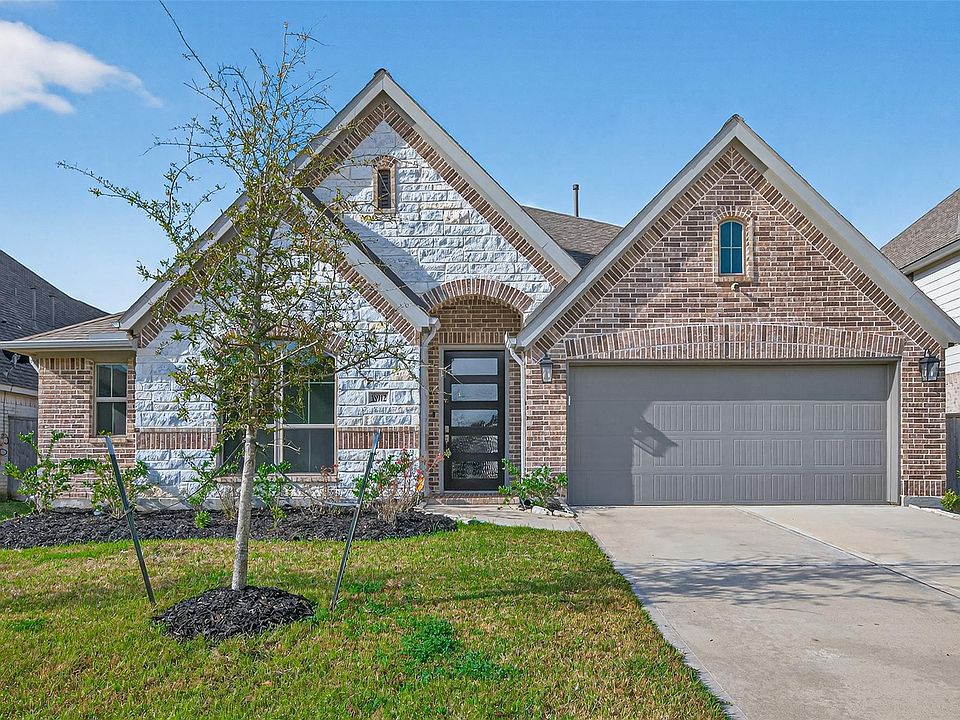 1st image of 18912 Toscana Ln