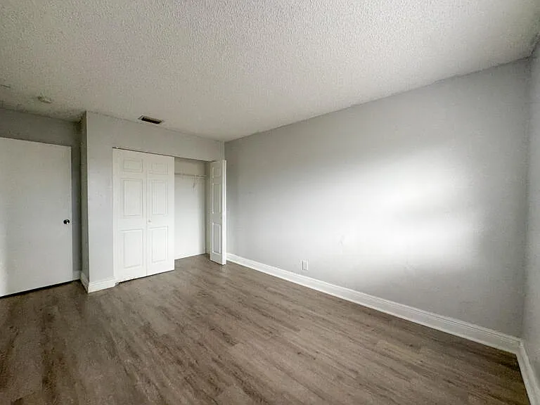4852 Orleans Ct #D — Photo 25