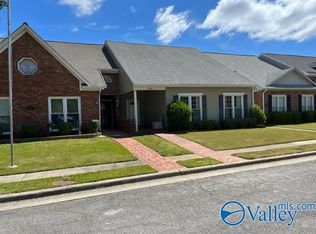 2204 River Bend Ct SE, Decatur, AL 35601