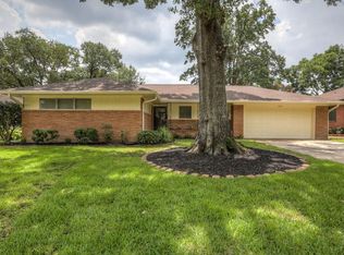 6231 Grovewood Ln, Houston, TX 77008