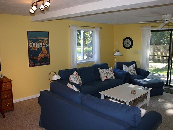 5th image of 131 Crescent Lane #131