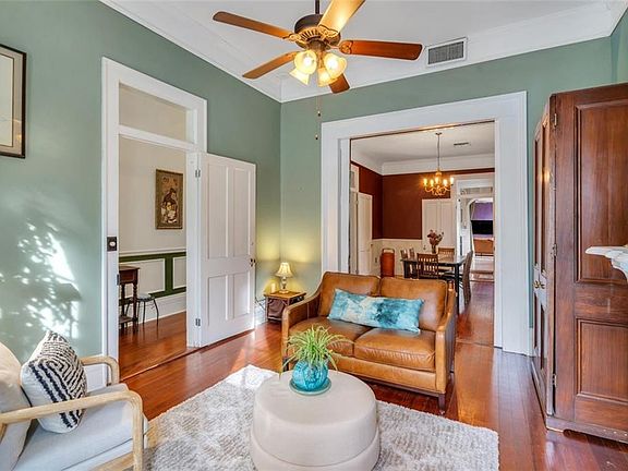 5th image of 823 Spain St