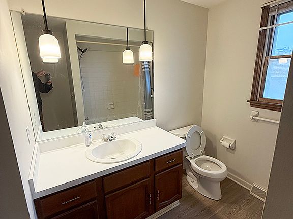 4th image of 127 School St Floor 2