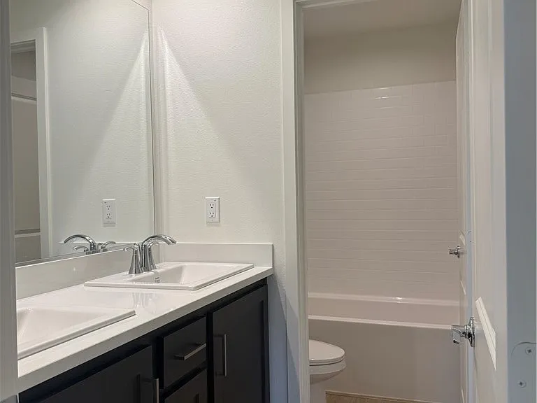 6331 Sierra Vista Ln — Photo 13