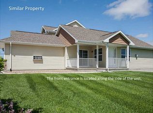 968 Acacia Dr NE, Cedar Rapids, IA 52402