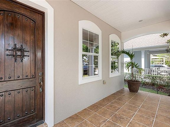 4th image of 3310 Bracken Fern Dr