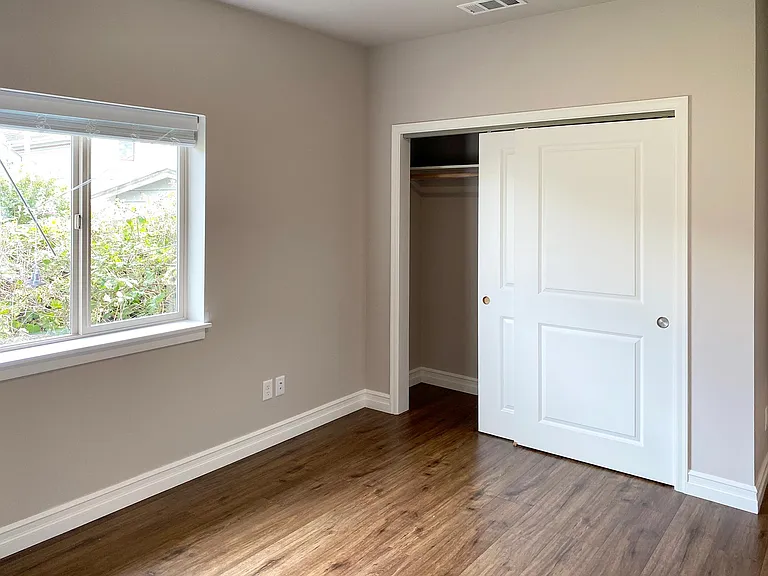 1639 Pine St #F — Photo 9