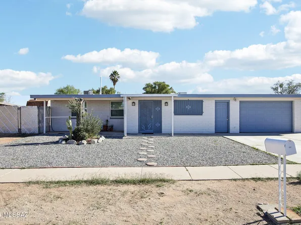 4851 S Prudence Rd, Tucson, AZ 85730