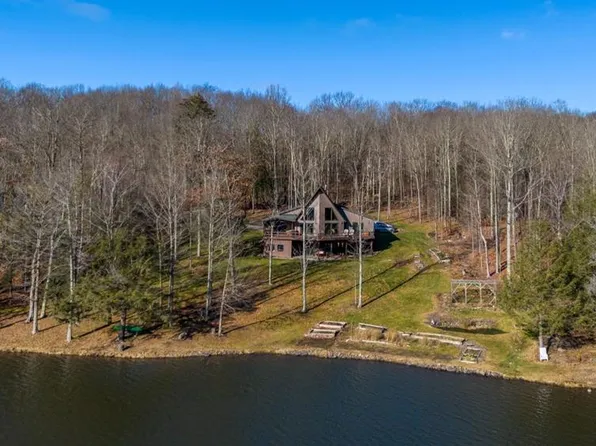 456 Lakeside Dr, Sayre, PA 18840