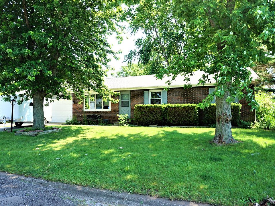 1st image of 52 Poplar Dr
