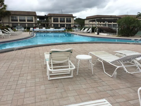 4660 Marine Pkwy, New Port Richey, FL