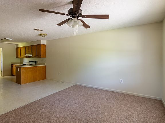4th image of 206 6th Ave #1