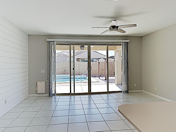 3rd image of 41323 W Crane Dr