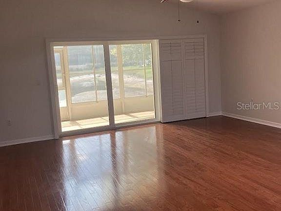 4th image of 10007 Brookdale Dr