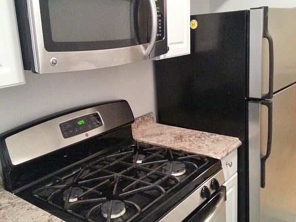 4th image of 4306 45th St APT 3D