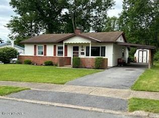 1601 Elwood Rd, Williamsport, PA 17701