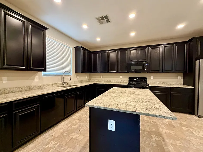 3832 Autumn America Pl — Photo 10