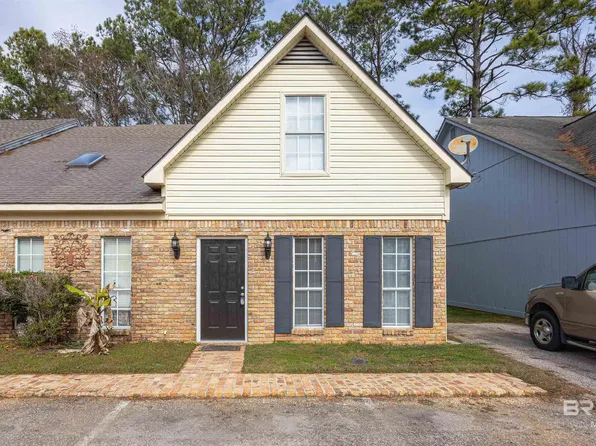 600 Cheshire Ln #A4, Daphne, AL 36526