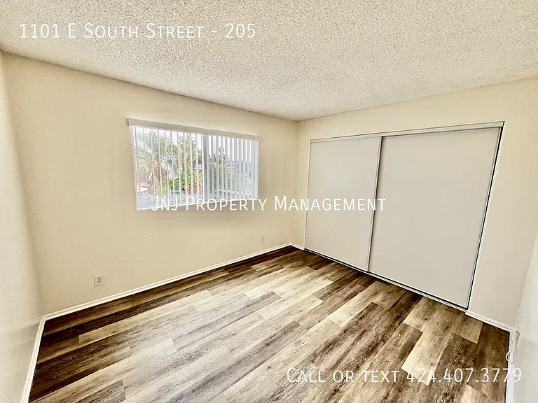 1101 E South St #205 — Photo 13
