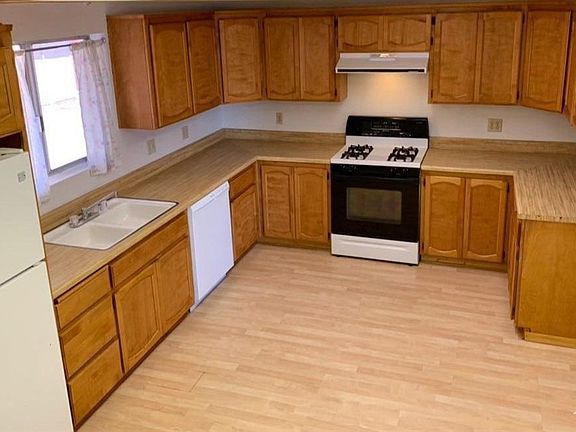 2nd image of 59330 Sunny Sands Dr