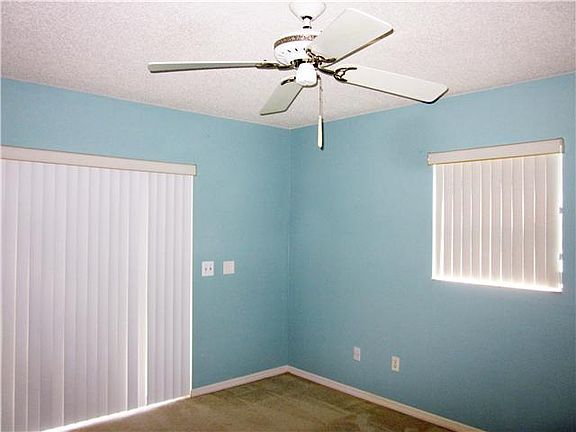 4th image of 1931 SE Aires Ln