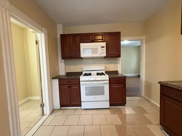 36 Irving St, New Haven, CT