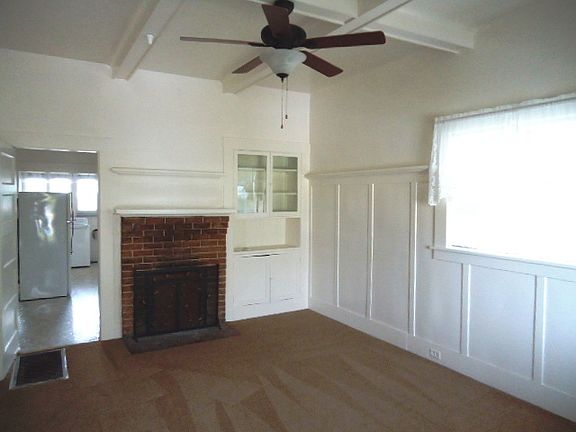 4th image of 239 Alabama St