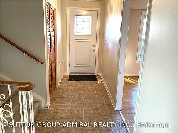 4th image of 86 Hamilton Dr
