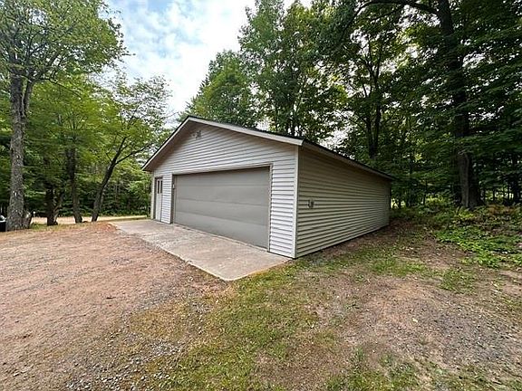 2nd image of 12115W Twin Lake Road