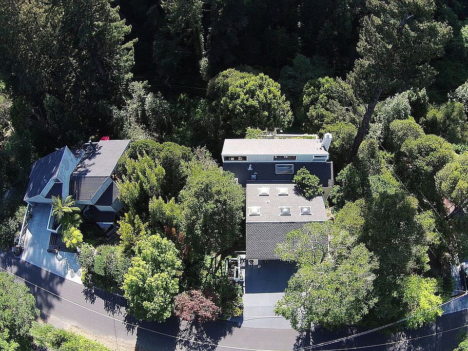 1st image of 71 Hollins Dr