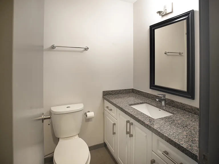1925 Woodland Dr #301 — Photo 10