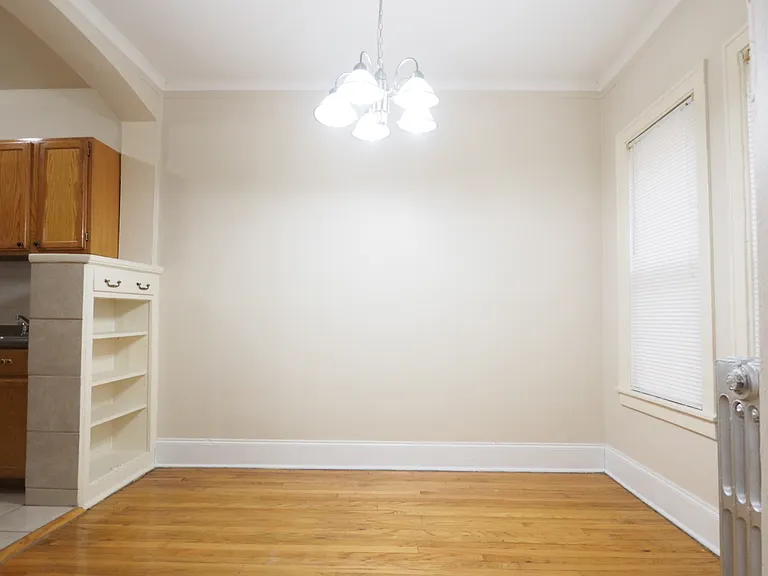 4937 N Whipple St #2E — Photo 3