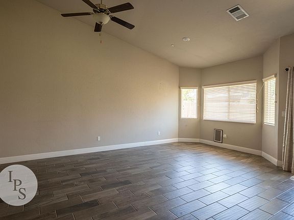 5th image of 2125 Las Rosas Ave