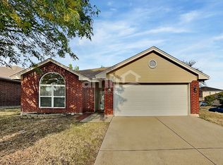 6500 N Chesterfield Dr, Fort Worth, TX 76179