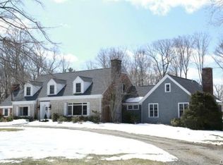 1035 Burr St, Fairfield, CT 06824