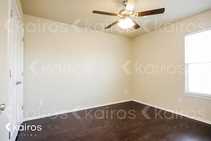 5005 Thomas St #A — Photo 8