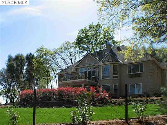2nd image of 13956 Sierra View Dr